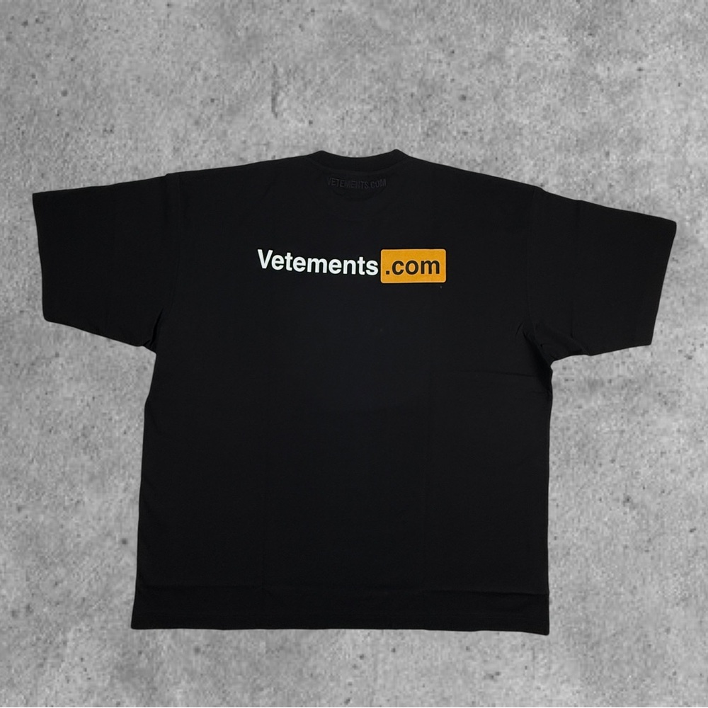 Vetements Black Graphic T-Shirt